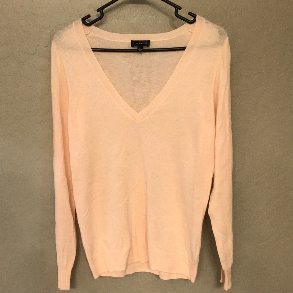 Women’s The Limited peach color sweater size small